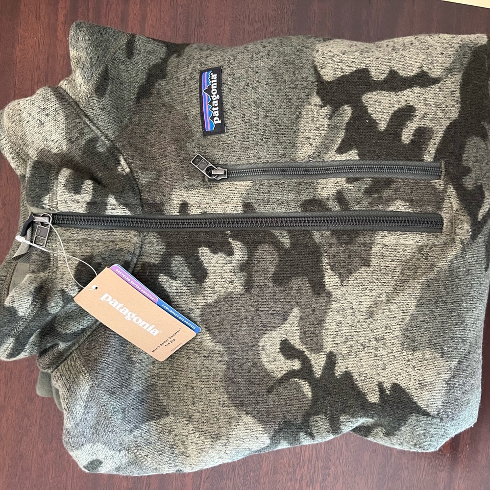 Patagonia Men's Camouflage Zip-Up Sweater